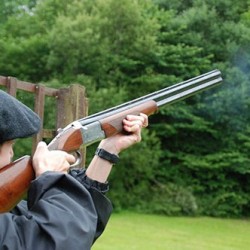 Clay Pigeon Shooting Llanwrin, Powys